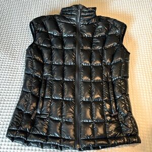 Cordillera Woman’s Size Medium Goose Down Vest